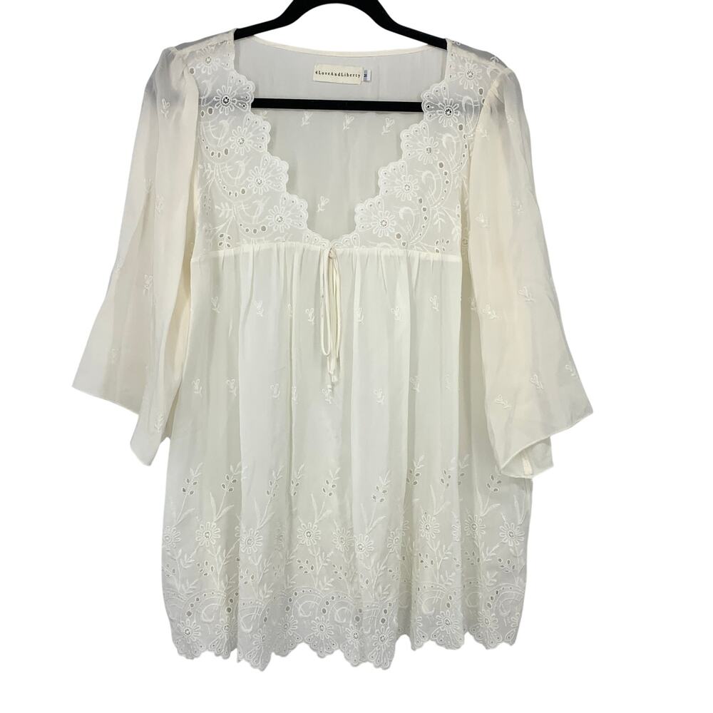 Johnny Was 4 Love And Liberty Top Sz M Ivory Bell Sleeve Front Tie Floral Eyelet